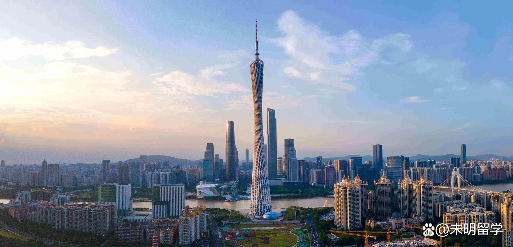 建筑出国留学贵吗-建筑留学费用高昂