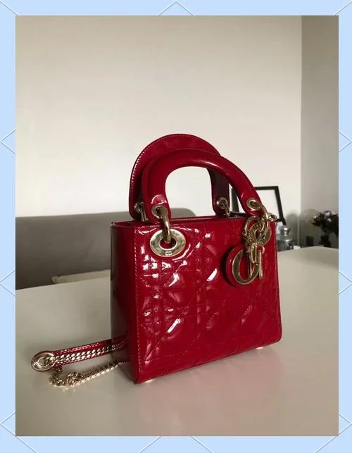 dior戴妃包历史_1