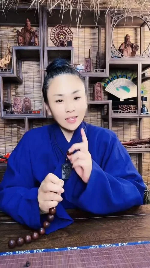 湖北仙桃算命仙姑_1