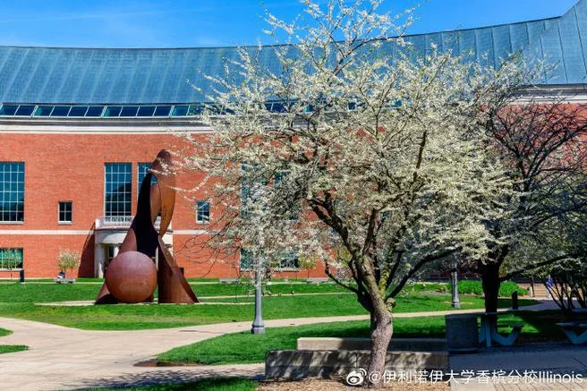 美国伊利诺伊大学厄巴纳香槟分校_1