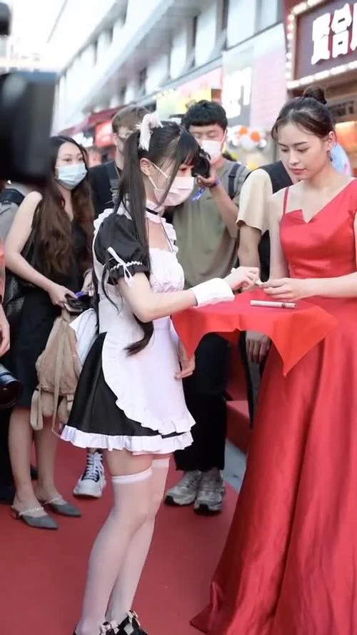 遥控萝莉视频叫什么_1