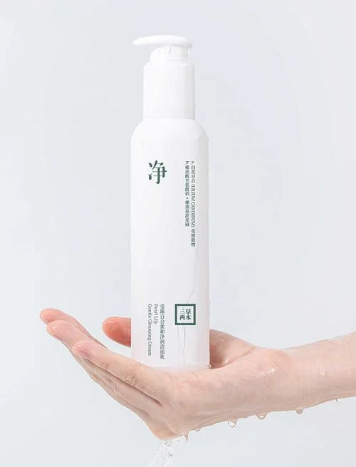 介绍三草两木的软文-三草两木软文解读