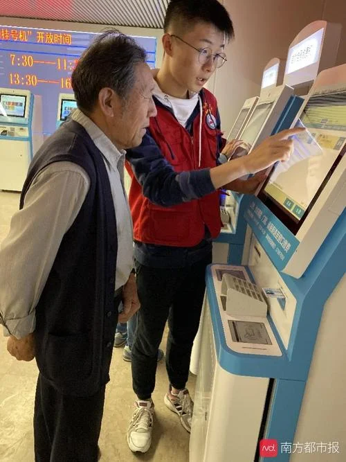 翻译官需要报考吗_1