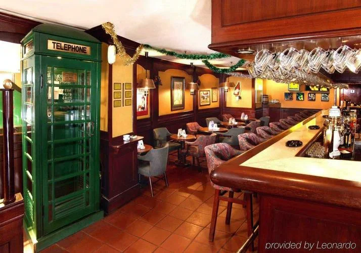 香港富豪酒店集团历史_1