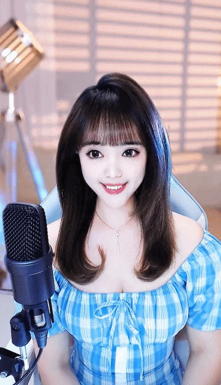 丫丫直播是个什么职业_1