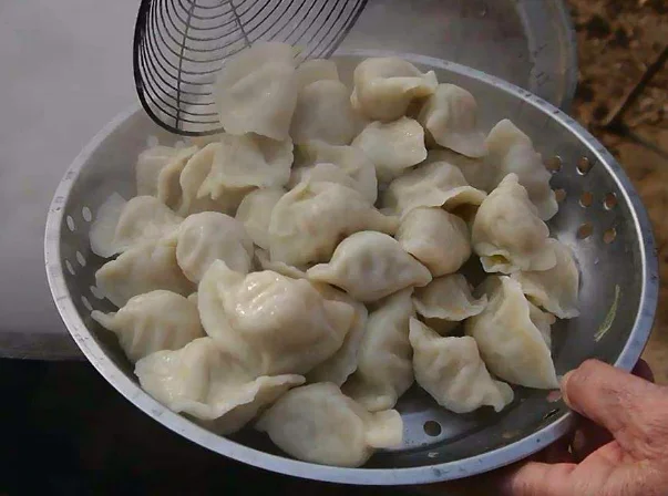 孕妇梦见包饺子了-孕妇梦包饺子