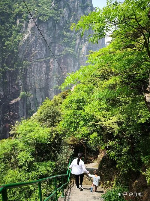 武汉到庐山多少公里_2