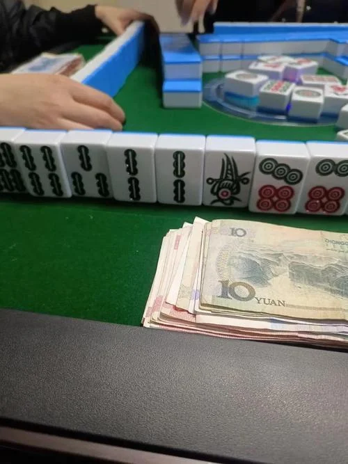 做梦梦见打麻将是什么意思_2