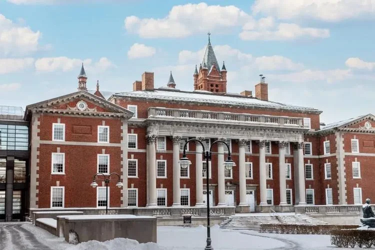 美国大学雪城大学美国排名_2