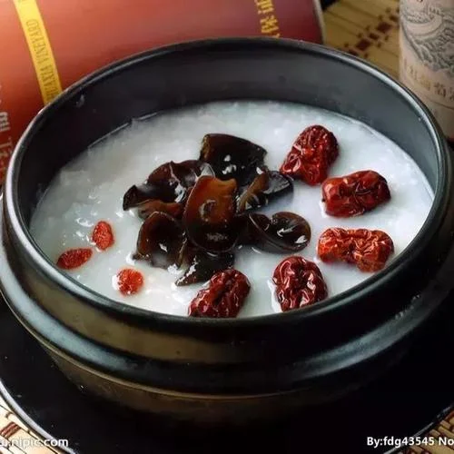 木耳已黑难再红下一句_1