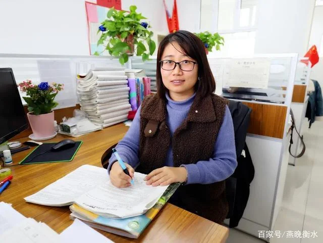 2015河北初中老师证报考条件_1