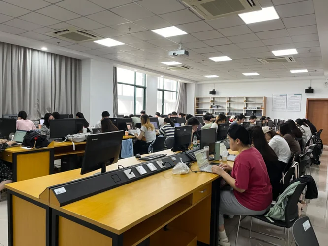 学计算机一般去哪实习_1