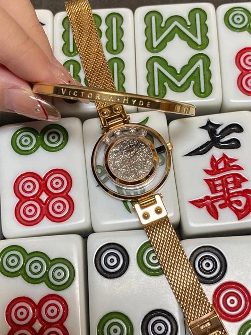 梦见打牌赢好多钱-梦赌赢巨额财富