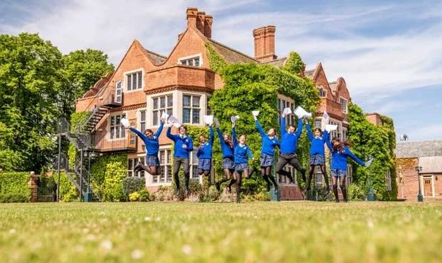高中毕业去留学英国-高中毕业英国留学