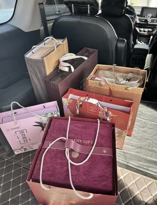 第一次见女方家长送什么好_1