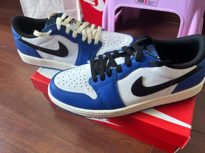 aj1蓝色叫什么_2