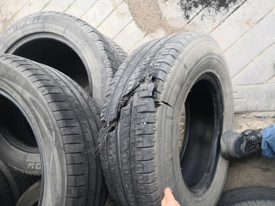 梦到爆胎_2
