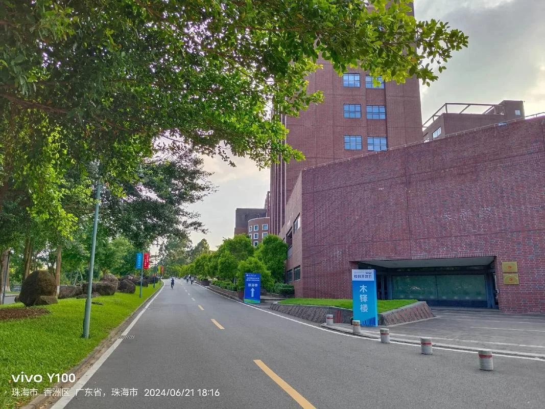 亚洲最美山谷大学-亚洲最美山谷大学