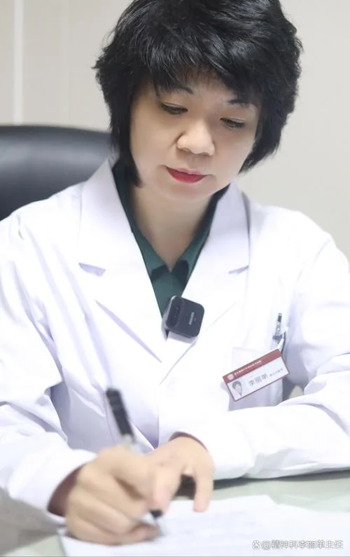 心理咨询师李丽琴简介-李丽琴心理咨询师简介