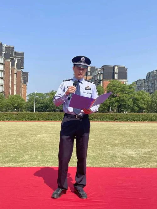上海致远中学校长_2