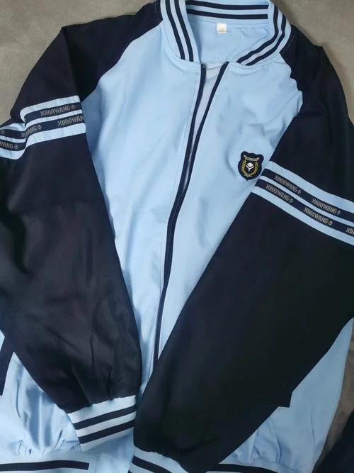 新中高级中学校服_1