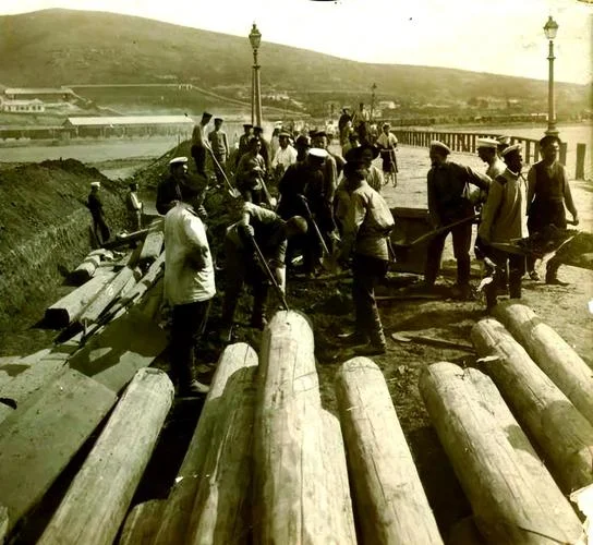 解放桥历史画面-解放桥历史画面