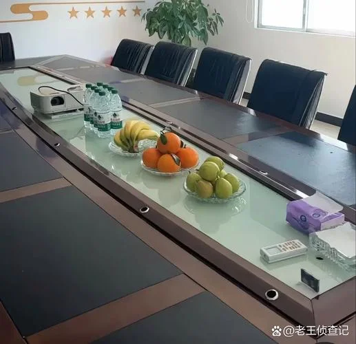 装修公司桌上摆什么_1