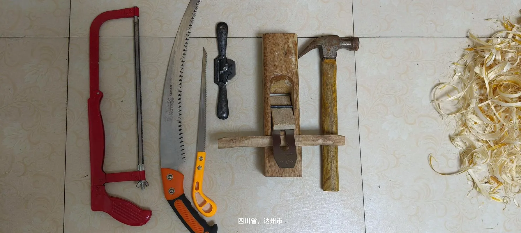 梦见木匠干活什么意思_1