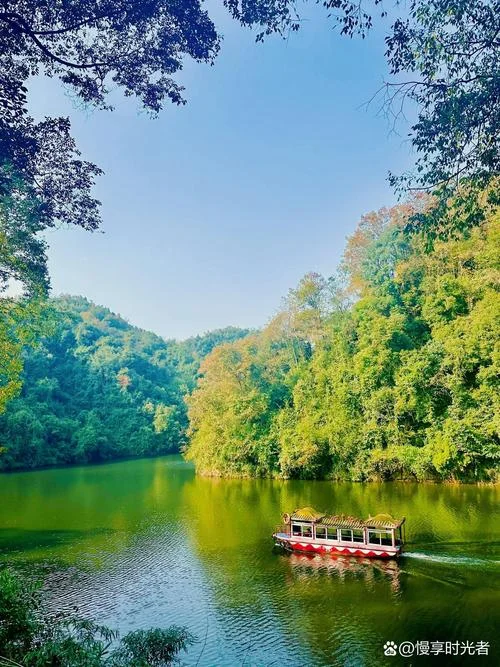 适合自驾游的景点_1