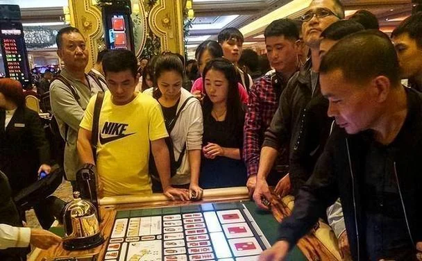 梦见去赌场赢了很多钱_2