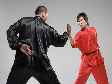 梦见自己打别人很厉害-梦殴他人甚勇