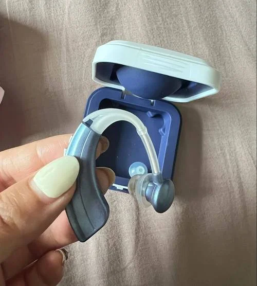 老年哪个牌子助听器性价比高_2