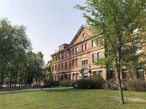 加拿大温尼伯大学留学条件-温尼伯大学留学要求