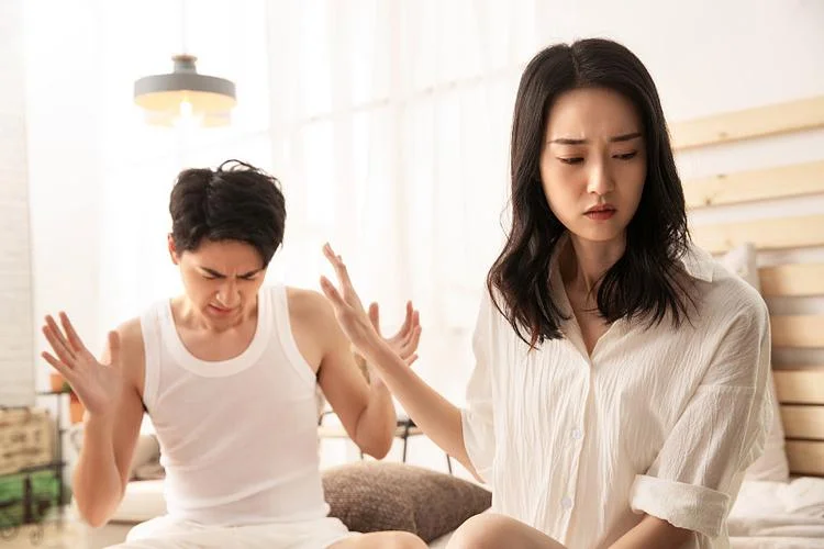 梦见和深爱的人吵架-