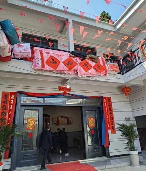梦见在外公家办酒席_1