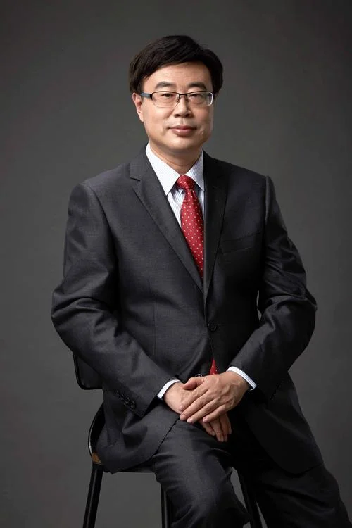 考研吧何主任_1