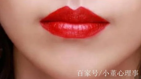 什么嘴唇是富贵命_1