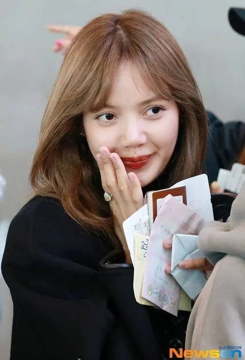 lisa的粉丝名叫什么_2