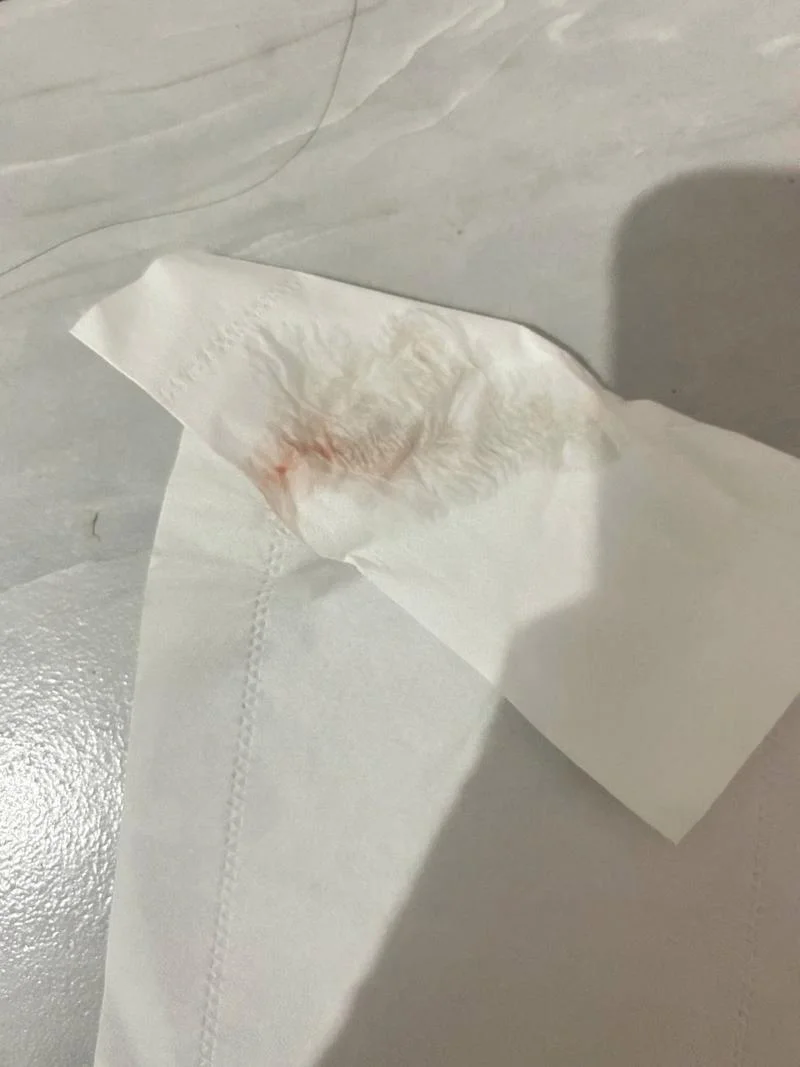 怀孕后做梦梦见见红_1