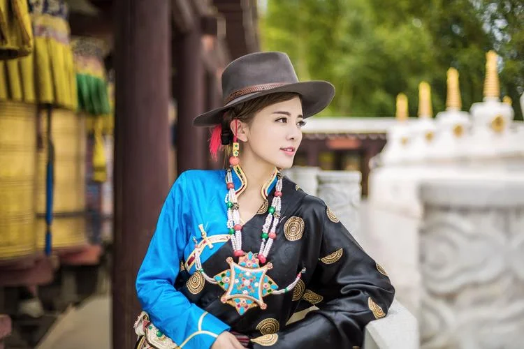阿兰凤凰出自哪里_2
