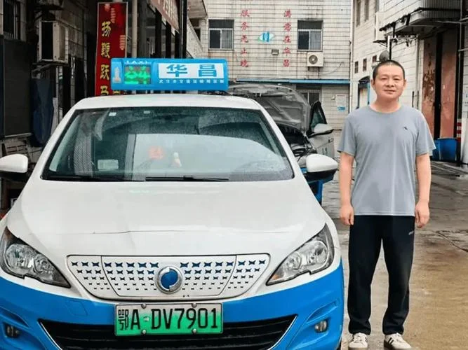 出租车一年能跑多少公里_2