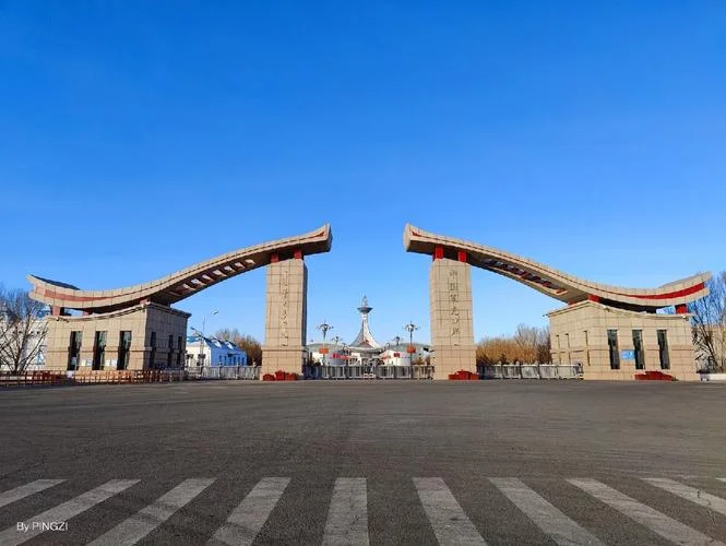 策克口岸有旅游景点吗-策克口岸有景点吗