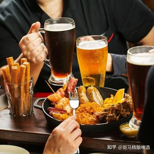 梦到聚餐喝啤酒_1