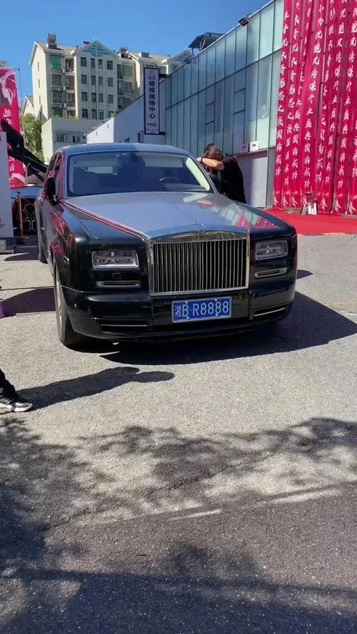 株洲衣哥的老婆叫什么名字_1