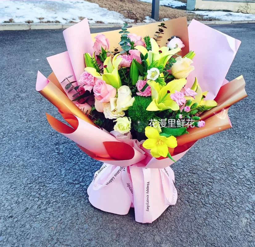 同事女领导过生日送什么花合适_1