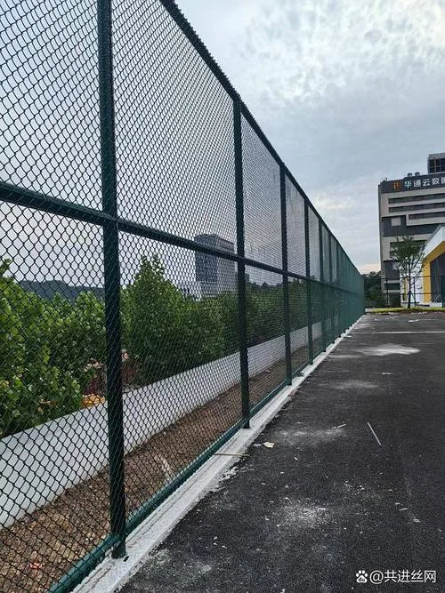 篮球场护栏多少钱一平方米_2