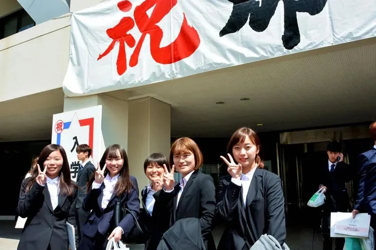 高中生留学考日本大学-高中生考日本大学留学