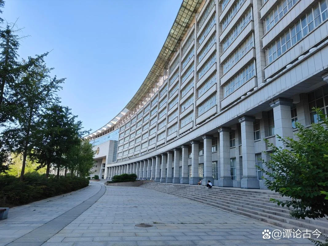 成都皇经楼新建中学-成都皇经楼新建中学
