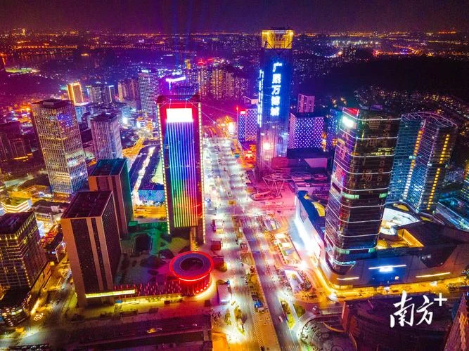 什么是新万博_1