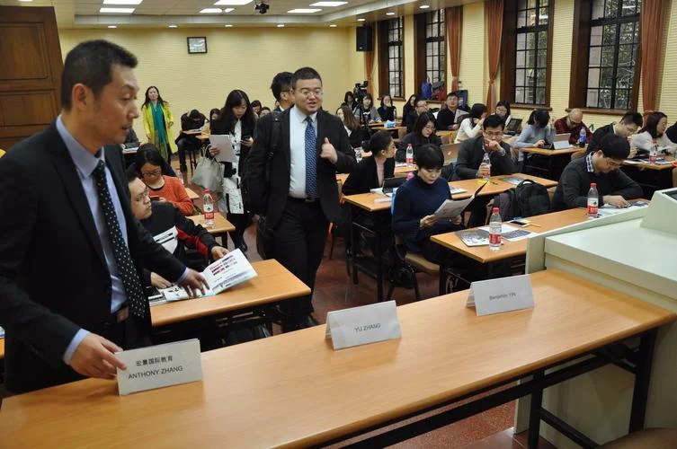 涉外律师资格证报考条件_2